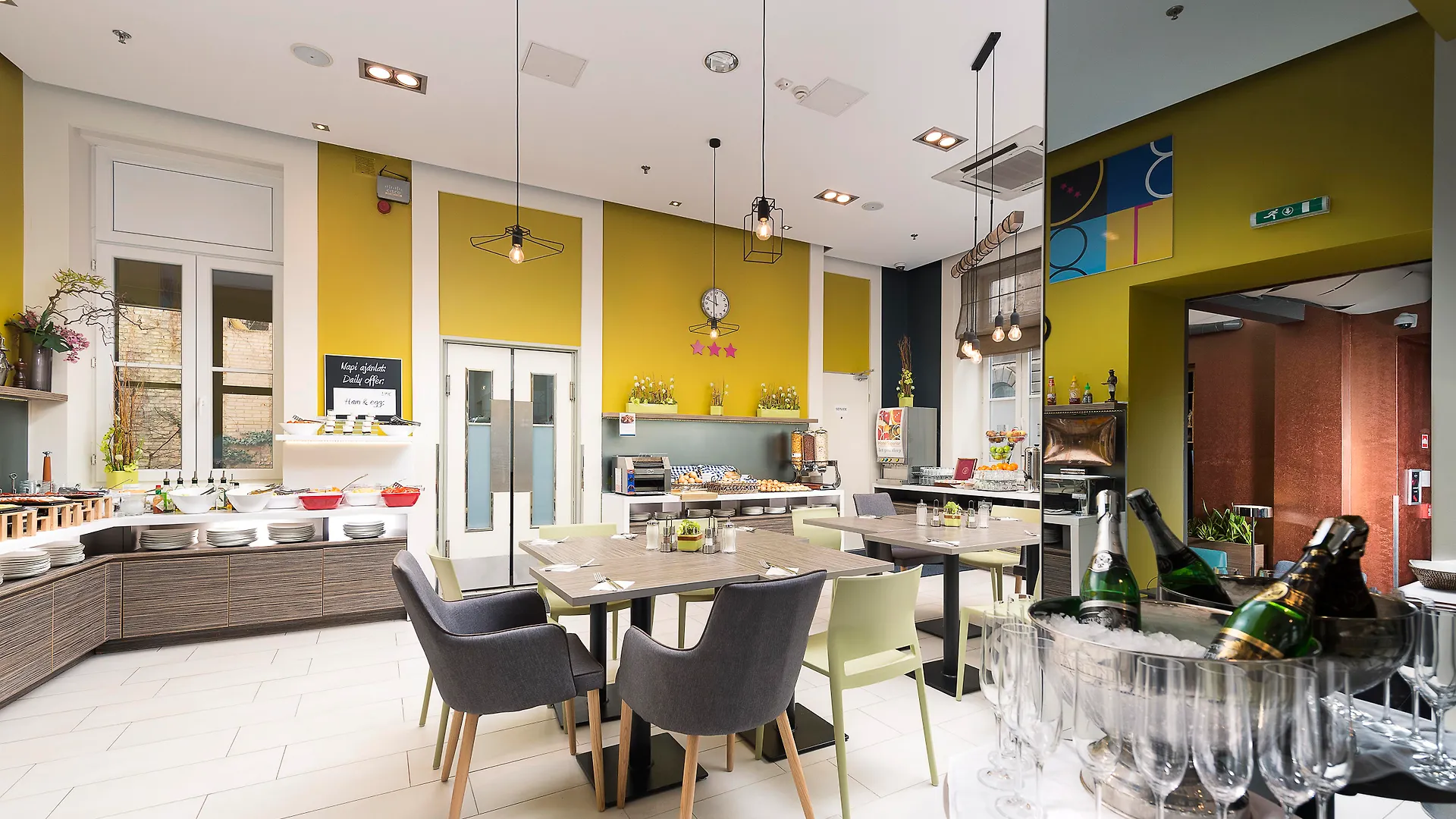 ***  Bo18 Hotel Superior Budapest Hungary