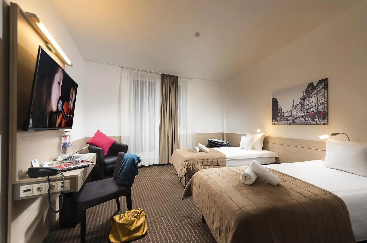***  Bo18 Hotel Superior Budapest Ungern